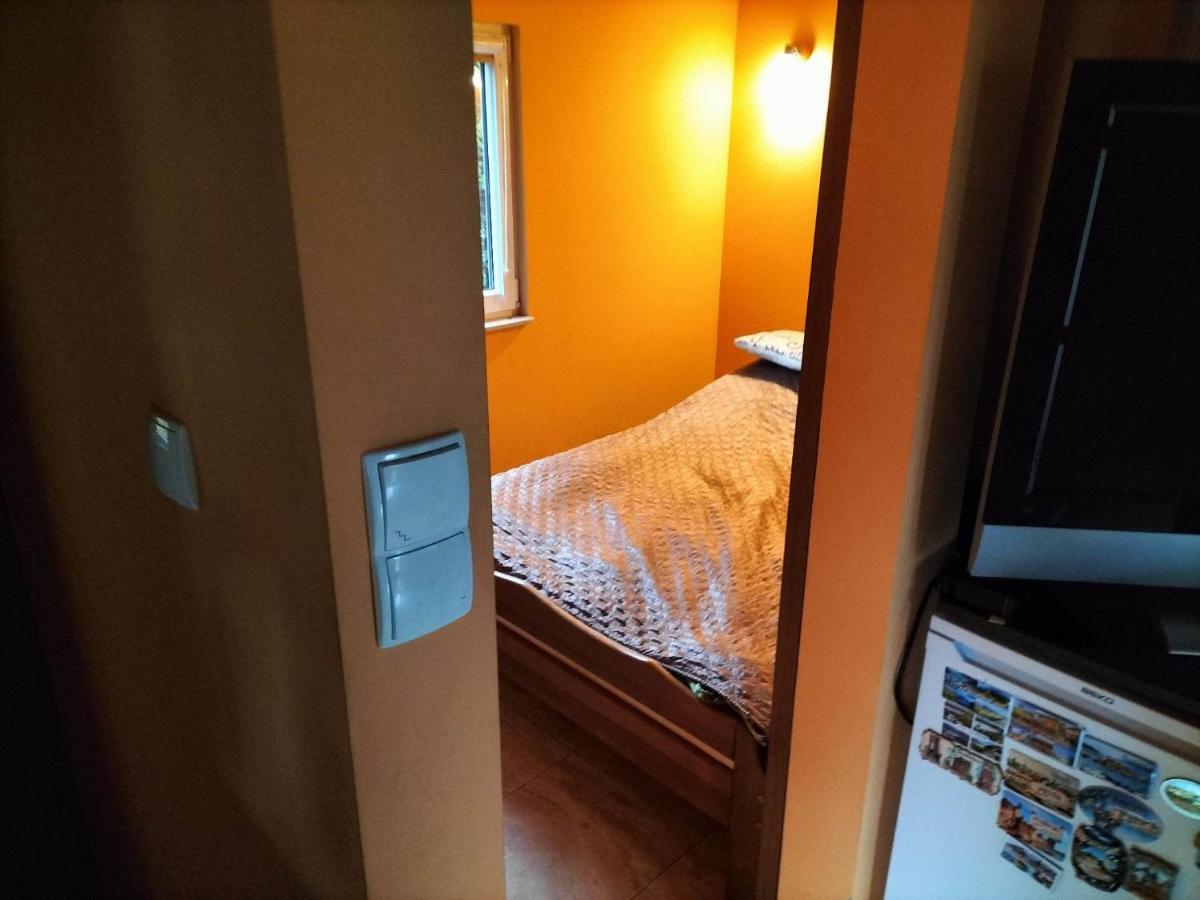 Domek Nad Jeziorem Osieczna Buitenkant foto